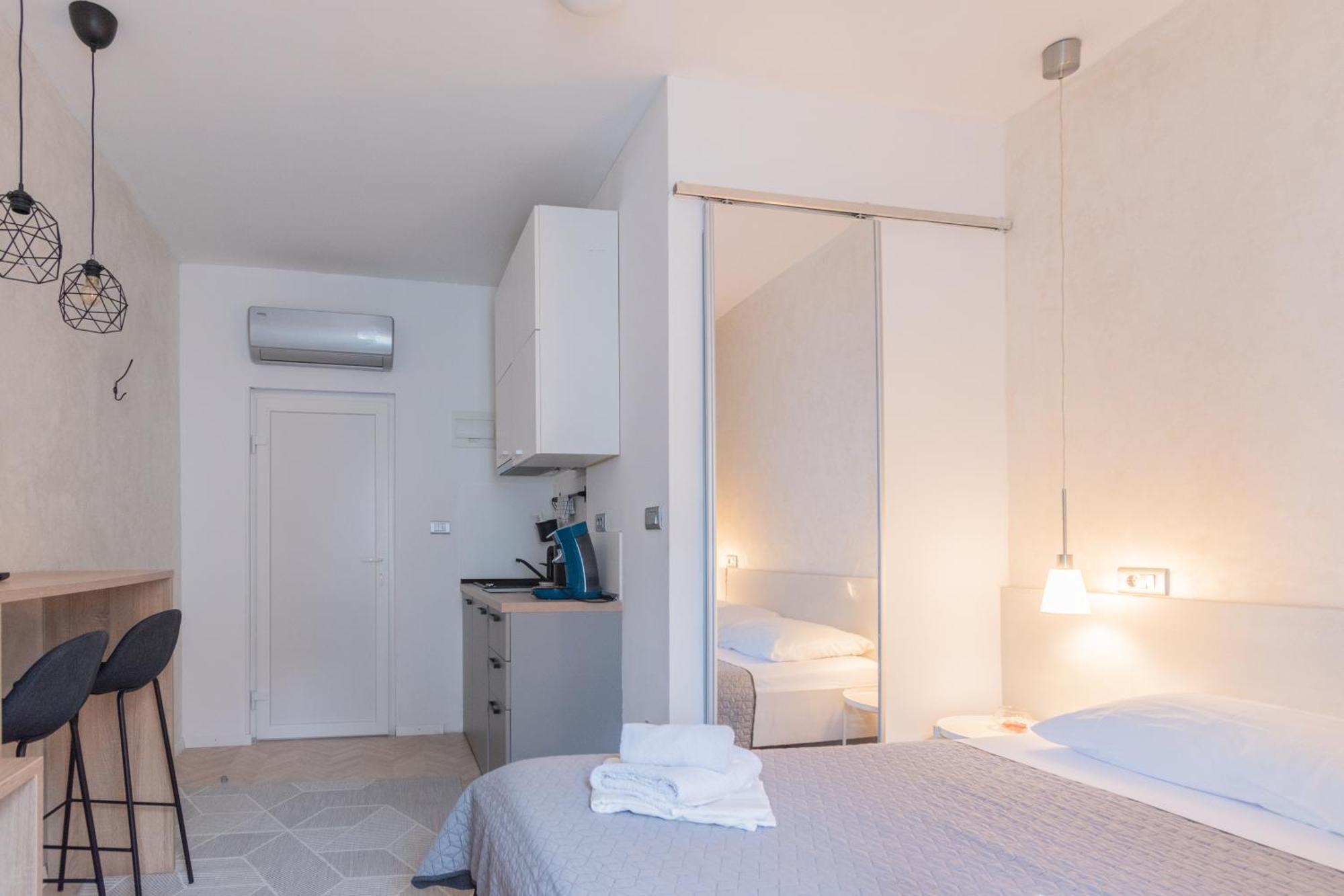 L&B Old Town Studio Apartments Πούλα Εξωτερικό φωτογραφία